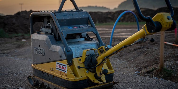 How To Load Mini Excavator On Trailer